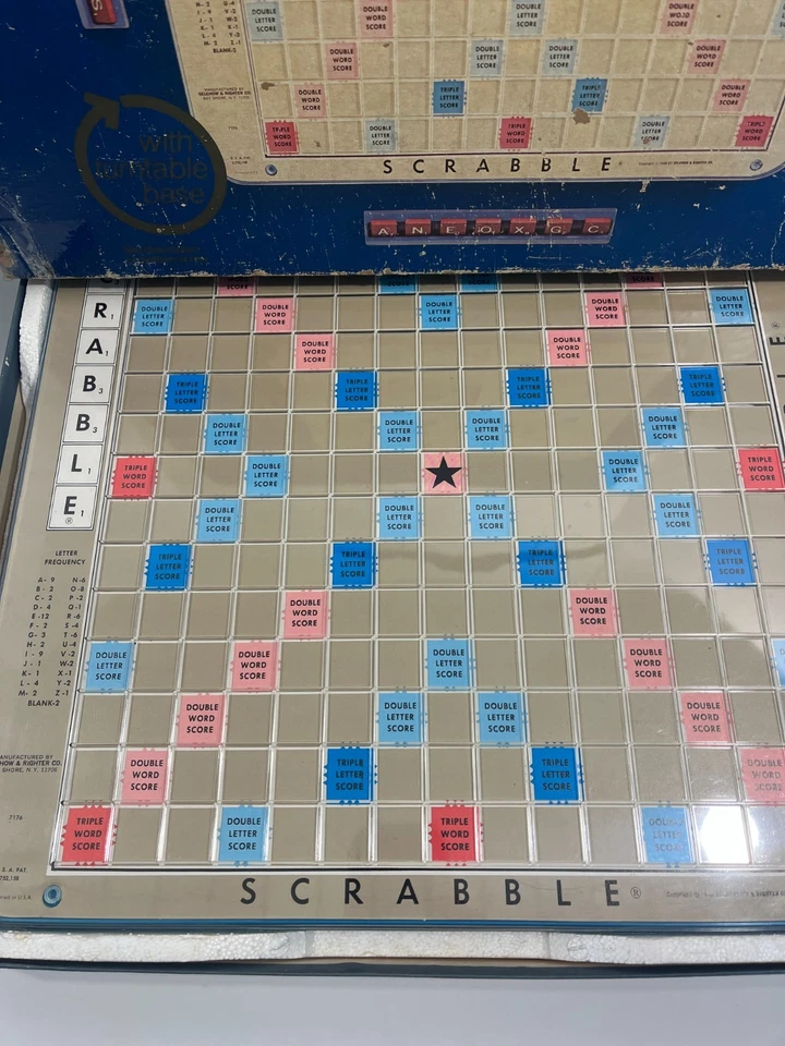 Tocadiscos Scrabble Edición Deluxe ~ 1982 ~ Selchow & Righter EE. UU. ~ GUC Foto 3 de 4