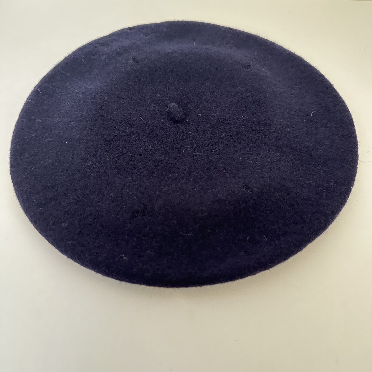 Vintage Beret Basque 100% Wool De Luxe RN 58584 Navy Blue
