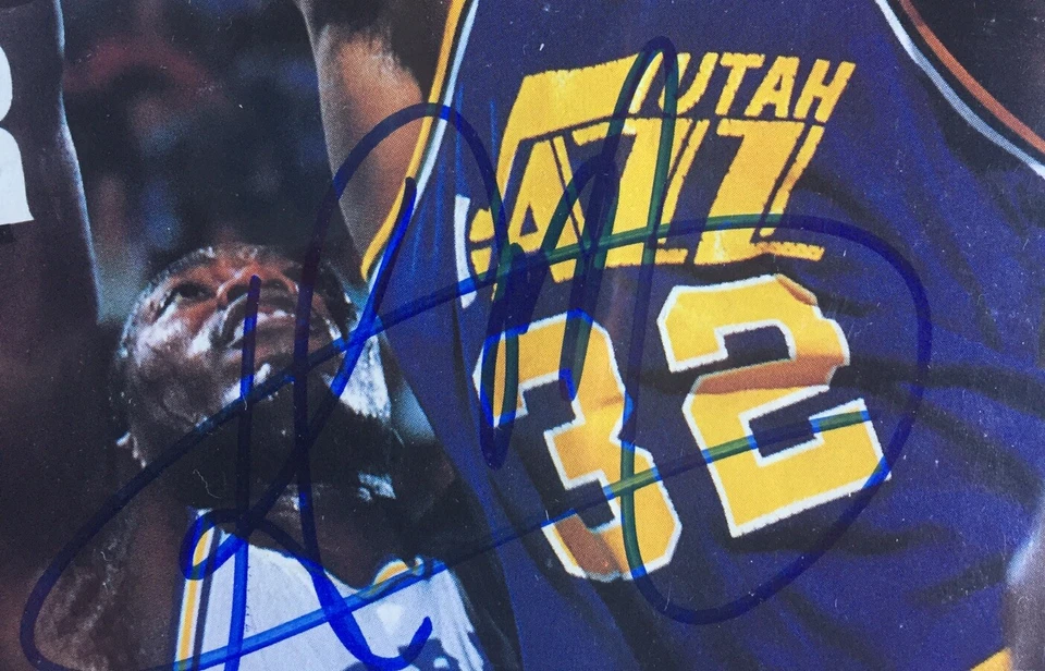 November 7, 1988 Karl Malone Utah Jazz Basketball Sports Illustrated -Signed - Image 2 of 3