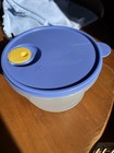 Tupperware #2642A Crystalwave 8 1/2C Microwave Bowl w/ Blue Vented Lid — photo 1