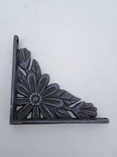 lot of 200 Cast Iron Handmade Floral Bracket Black Decorative Metal Wall Mount
