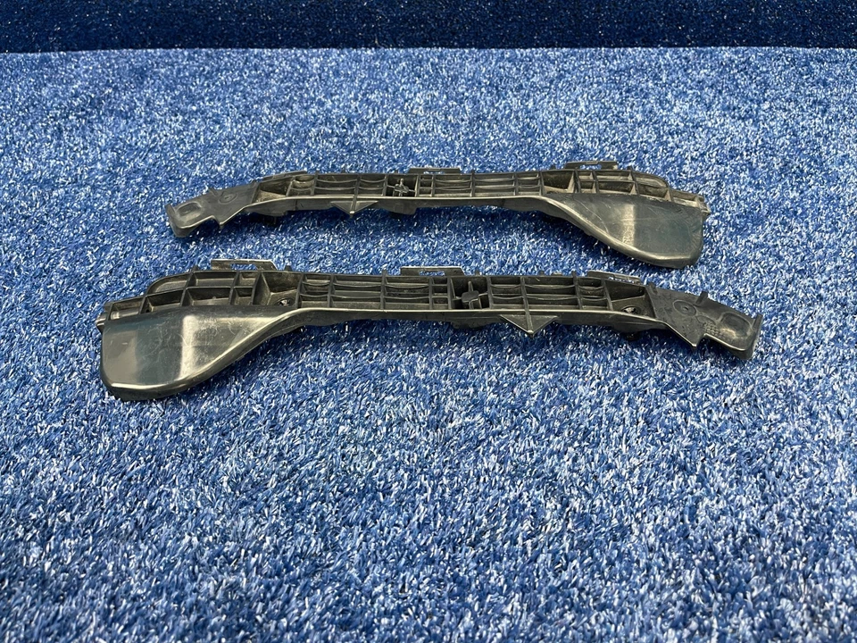 2011–2017 Lexus CT200h Rear Bumper Bracket Set Left & Right Side OEM 52576-76010 - Image 2 of 4