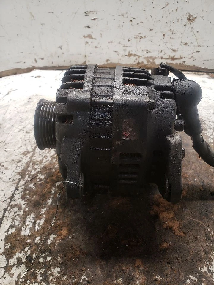 Alternador compatible con 01-02 INFINITI QX4 1362897 Foto 2 de 4