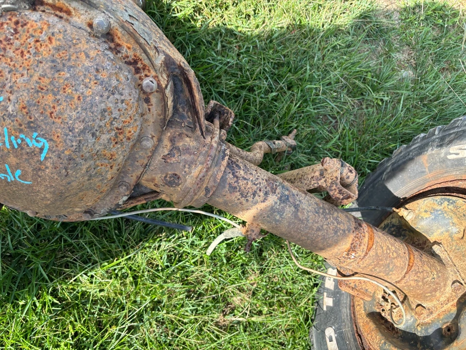 1980 1997 FORD F250 F350 STERLING REAR AXLE 3.55 GEARS SINGLE WHEEL 1986 1991 92 - Image 3 of 4