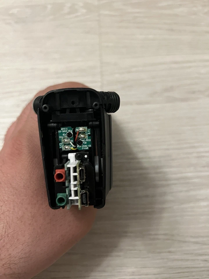 Zoom Q4N HD video stereo audio Kompakt Recorder Kamera OHNE DECKEL, AKKU DEFEKT! - Bild 2 von 4