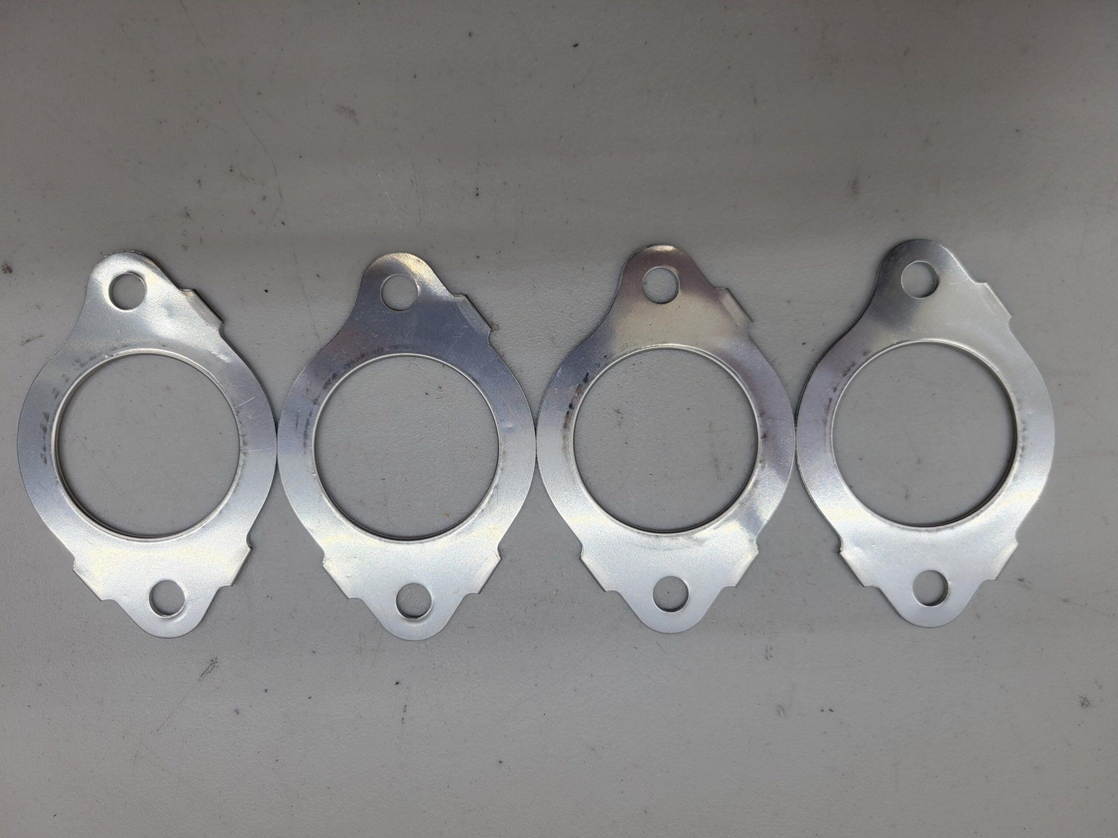 Rolls Royce / Bentley Exhaust Manifold Gasket UE75183 / Price per Set