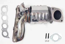 Front Catalytic Converter with Integrated Exhaust Manifold For 2013-2016 Hyundai