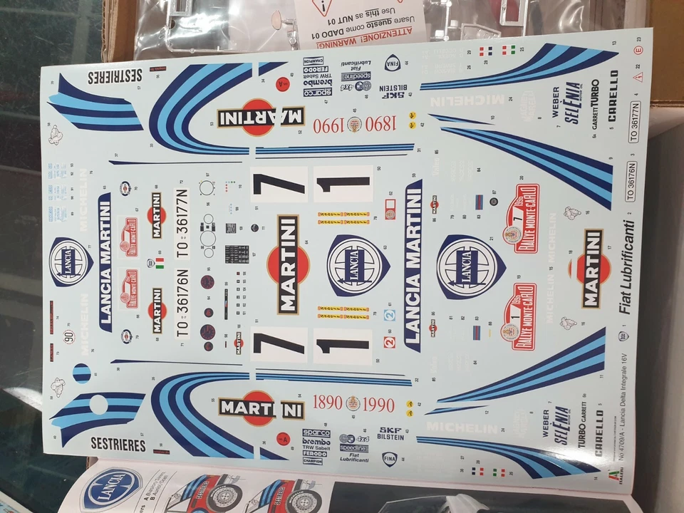 LANCIA DELTA HF INTEGRALE 16V 1:12 KIT ITALERI 4709 MODELLISMO STATICO  - Immagine 4 di 4