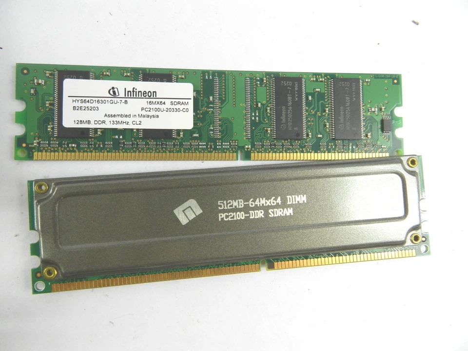 eMachines 137001 Motherboard 640 MB RAM  Intel '02 Celeron  2 GHZ D121 - Image 4 of 4