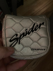 Taylormade Spider Tour III Mallet headcover silver/gray