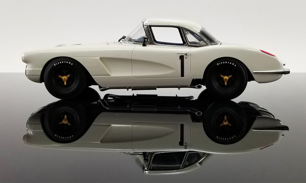 CHEVROLET CORVETTE #1 CUNNINGHAM 24HOURS LE MANS 1:18 RACE CAR