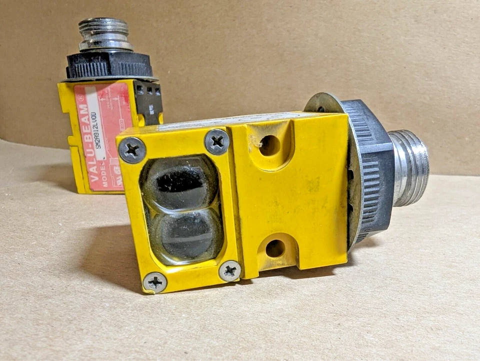 Banner Engineering SM2A912LVQD VALU-BEAM Retroreflective Sensor, 0.15 - 9 m, AC - Image 2 of 4