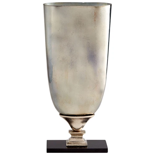 Large Chalice Vase - Picture 1 of 1