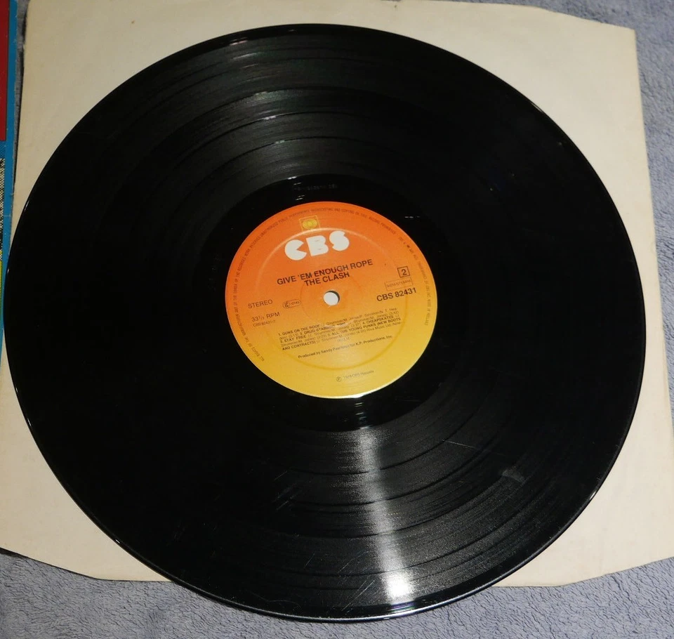 The Clash - Give 'em Enough Rope - Vinyl 12" CBS 82431 1978 - Image 2 of 2