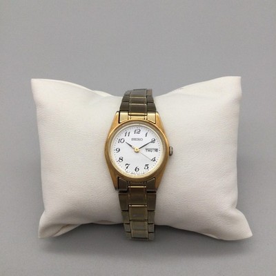 Vintage Seiko Womens Watch 24mm Gold Tone Day Date 7N83-0011 New