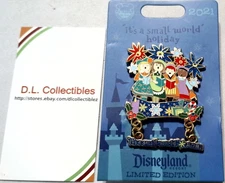 Disney Attractions Its A Small World Holiday 2021 LE 3000 Dangle PIN