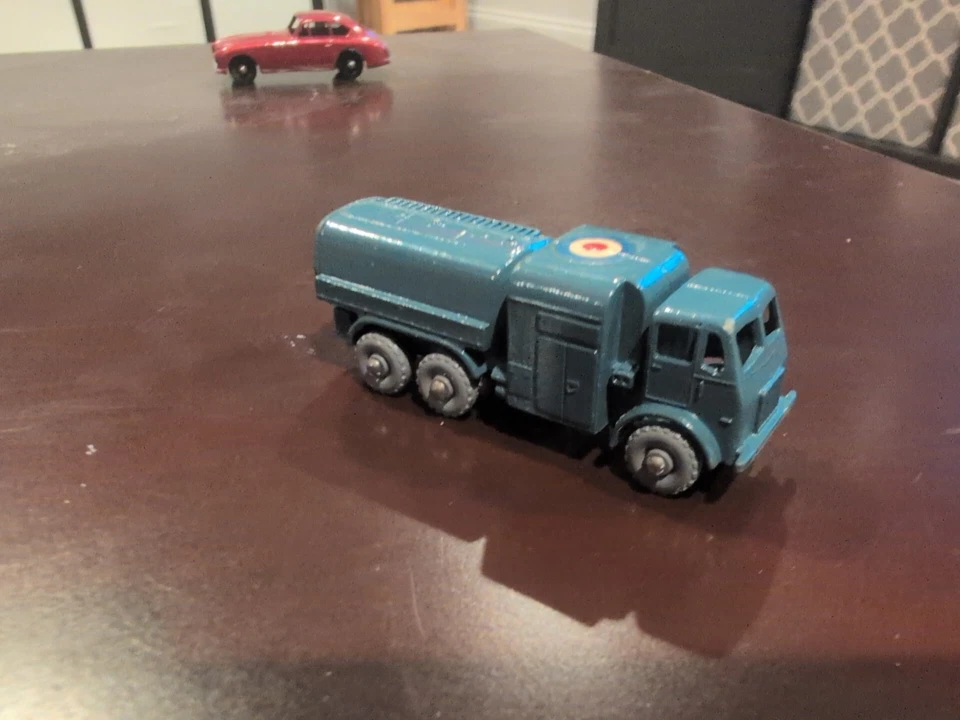Matchbox/Lesney 73a; Leyland Hippo RAF 10 Ton Pressure Refueller; RAF Blue, GPW - Image 2 of 4