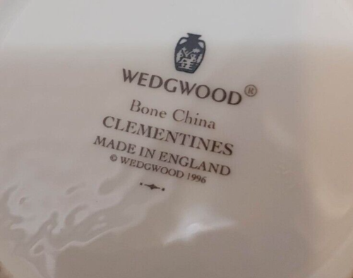 Wedgwood Clementines milk jug creamer 1996 bone china England fruit pattern - Picture 2 of 2