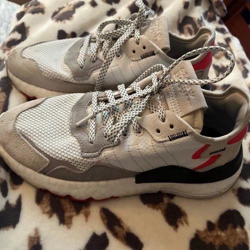 ADIDAS NITE JOGGER  Size 5 Cloud White/Shock Red