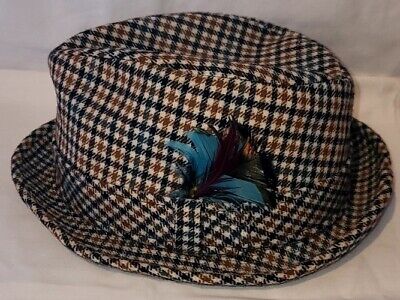 VTG Pendleton Wool Fedora With Feather Portland Oregon Plaid VTG Pendleton Wool Fedora With Feather Portland Oregon Plaid