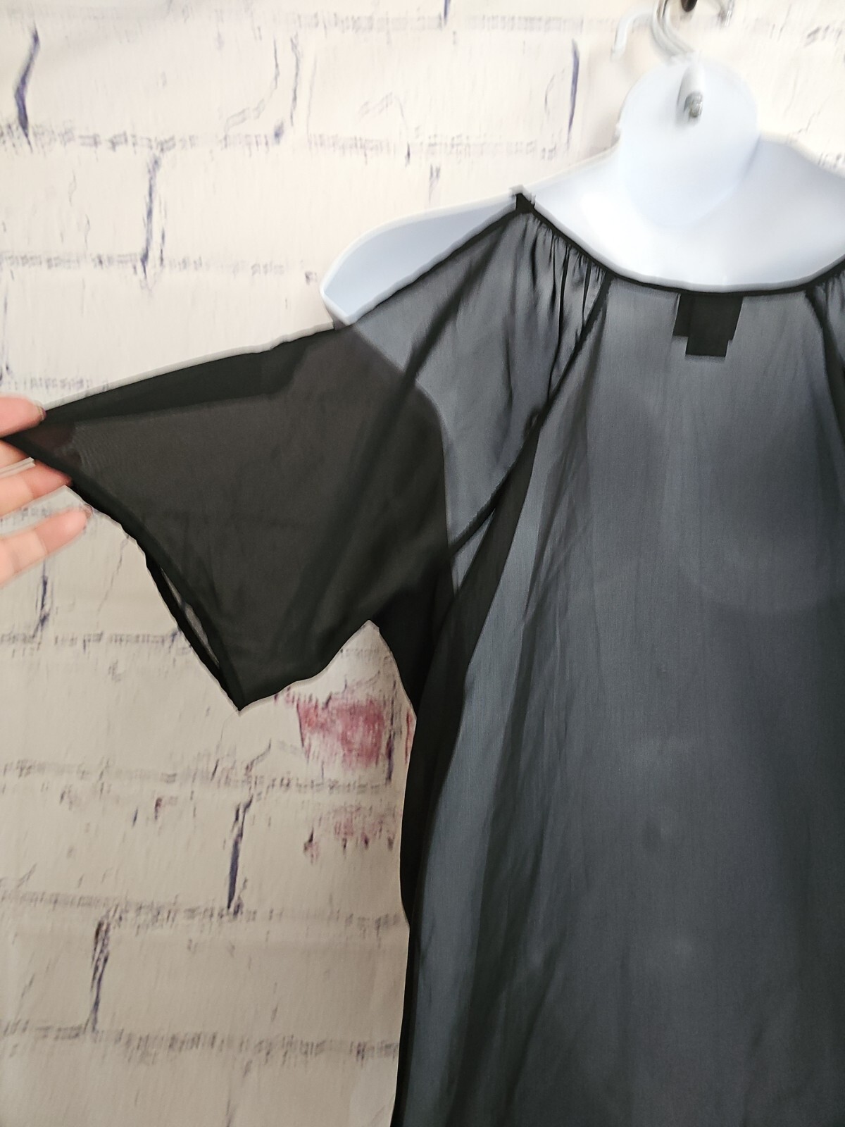 Torrid Black Sequin Chiffon Cold Shoulder Top Blo… - image 9