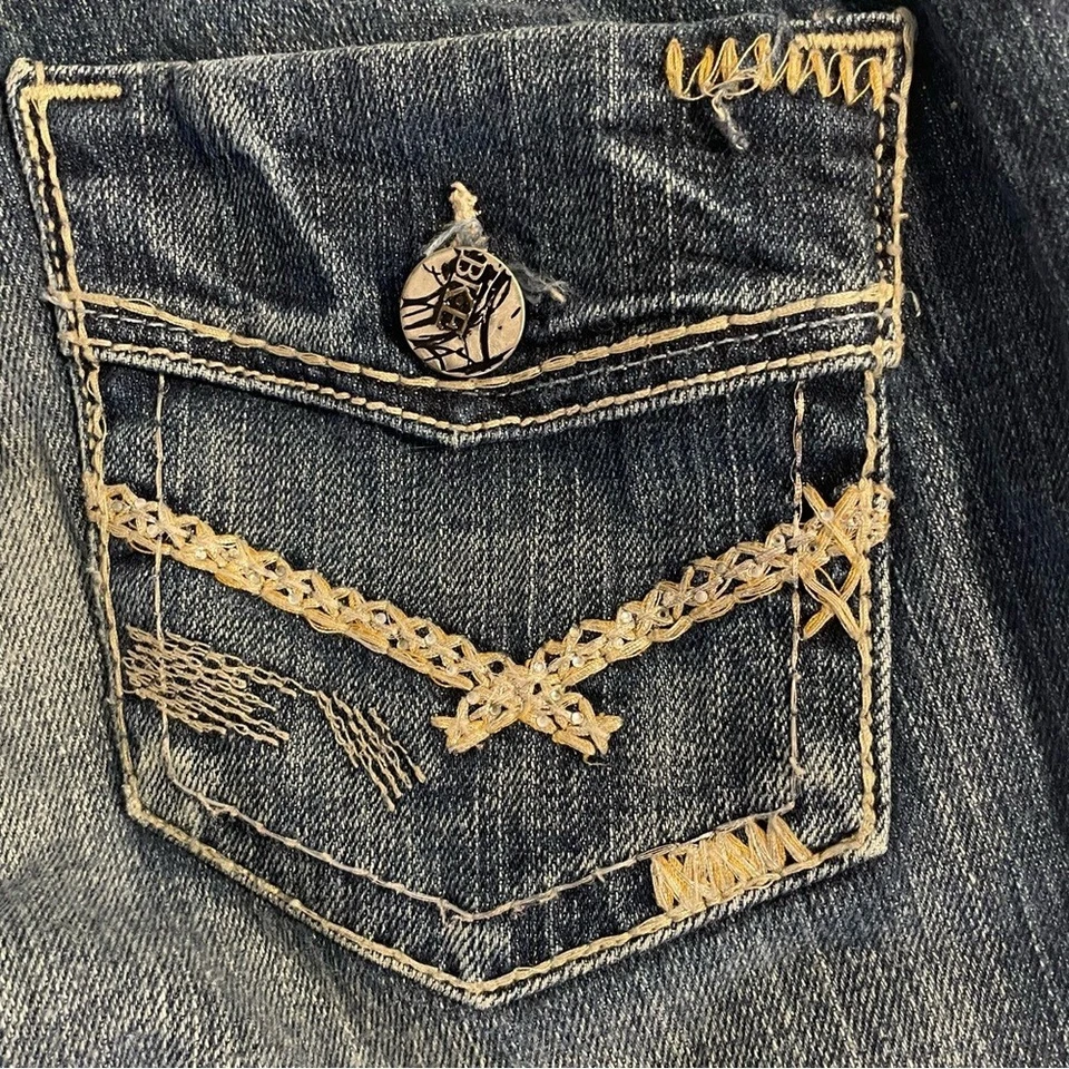 BKE Madison Boot Cut Jeans Women’s Size 27 - Image 3 of 4