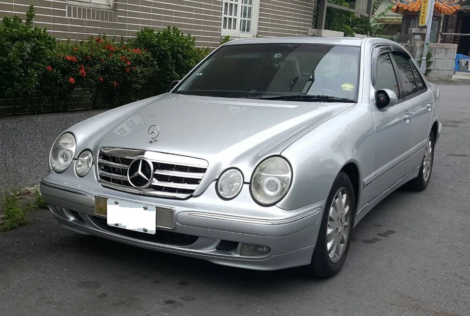2000 2001 02 para Mercedes E55AMG E320 E430 W210 parrilla deportiva todo cromo lavado de cara Foto 3 de 4