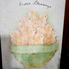 PRIMITIVE ANTIQUE VINTAGE VICTORIAN STYLE EASTER YELLOW WARE BOWL CHICKS SIGN