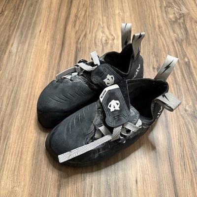 Evolv Phantom Men s Size 9.5, 42.5 European