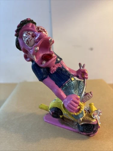 Vintage 1963 Marx Nutty Mads Figure RODDY The Hot Rod Green Louis Marx R