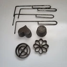 Griswold Vintage Cast Iron Patty Molds Rosettes Set Of 4 With 4 Handles