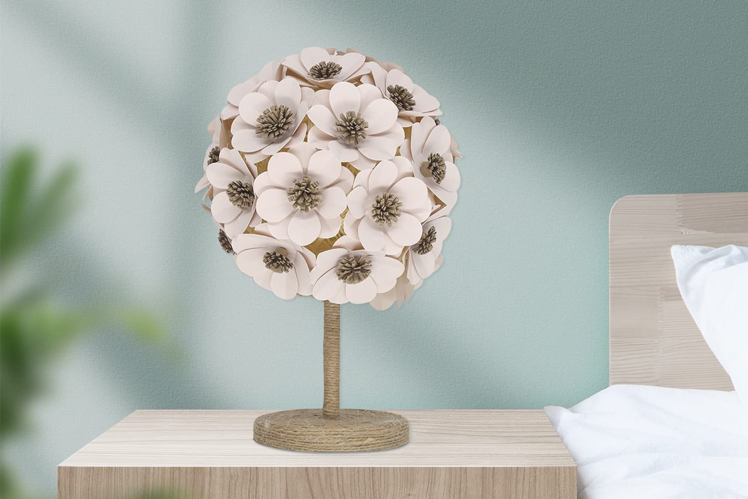 Bira Craft 3 inch Flower 3 Shape Lever Action Punch for Paper off-white 