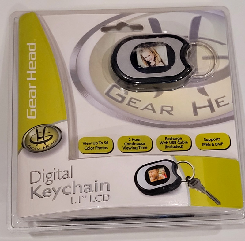 💥 Photo 1.1-Inch Digital Keychain Black & Silver New Holds Up To 56 Color Pics