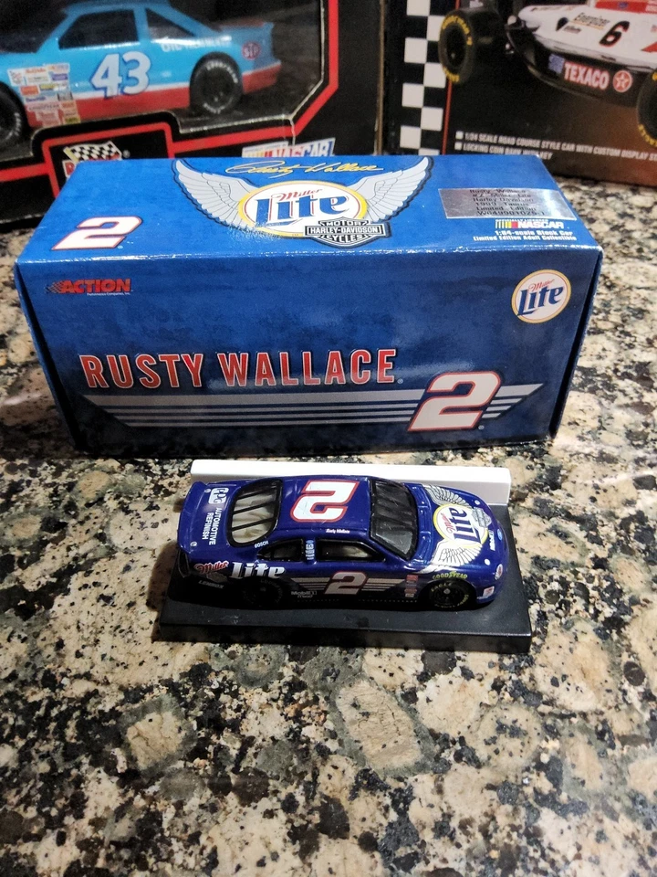 1999 Action #2 Rusty Wallace Harley Davidson Miller Lite Taurus 1/64 NASCAR - Image 3 of 4