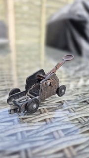 ORNAMENT MEDIEVAL CATAPULT ACTUAL WORKING PARTS BRONZED METAL / PENCIL SHARPENER