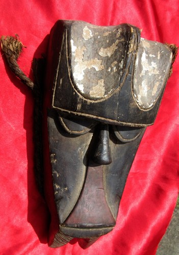 Old African Tribally Kagle Mask – Dan / Kran / We 15.5" X 8.5" X 5" - Picture 16 of 24