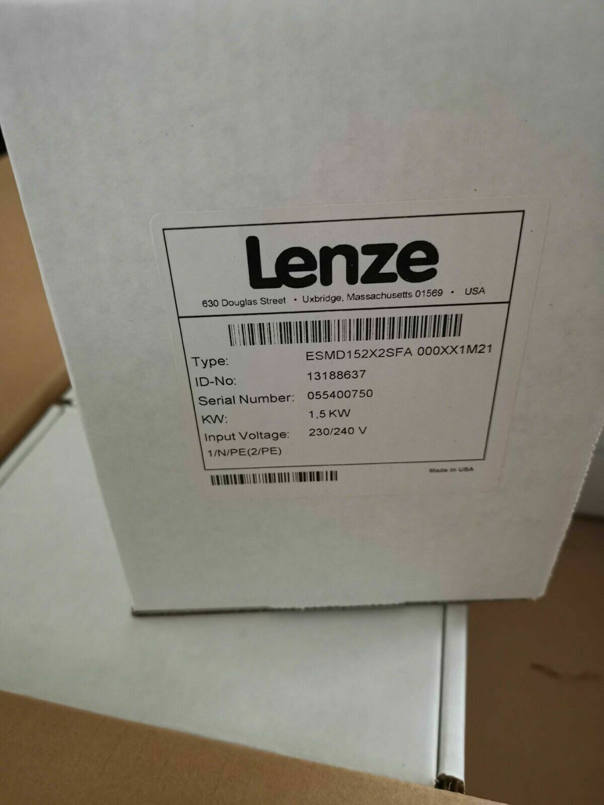 Expedited delivery lenze inverter ESMD152X2SFA new