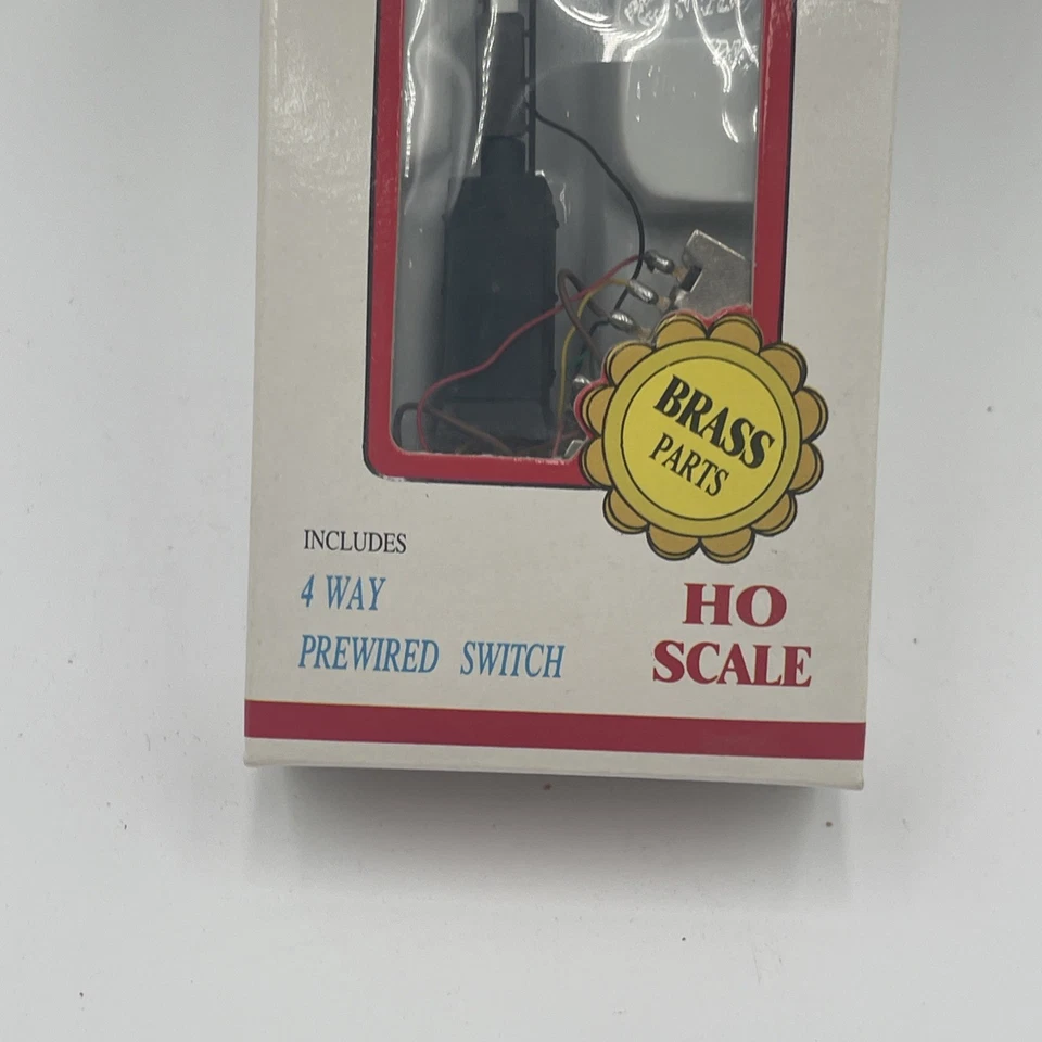 Model Power 1678 HO Scale Railroad Signal w/Brass Parts & 4 Way Wired Switch:NIB - Image 4 of 4