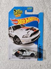 2015 HOT WHEELS HW CITY 10 FORD SHELBY GT500
