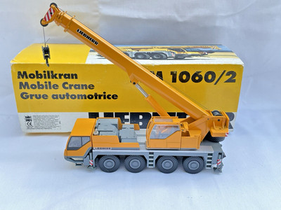 CONRAD 1/50 LIEBHERR LTM 1060/2 MOBILKRAN