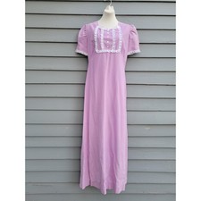 Vintage Handmade 70s Maxi Dress Lilac Lace Trim Puff Sleeve Prairie Cottage Med