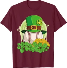 Baseball St Patricks Day Shamrock Baseball Player Unisex T-Shirt