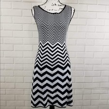 Alice + Olivia Women size SP Cotton Zig Zag Chevron Print Knit Dress Sleeveless