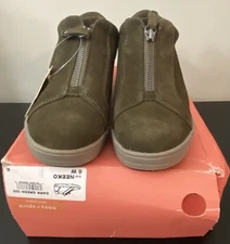 NIB Easy Spirit Womens Neeko Waterproof Suede Leather Shoes 6W