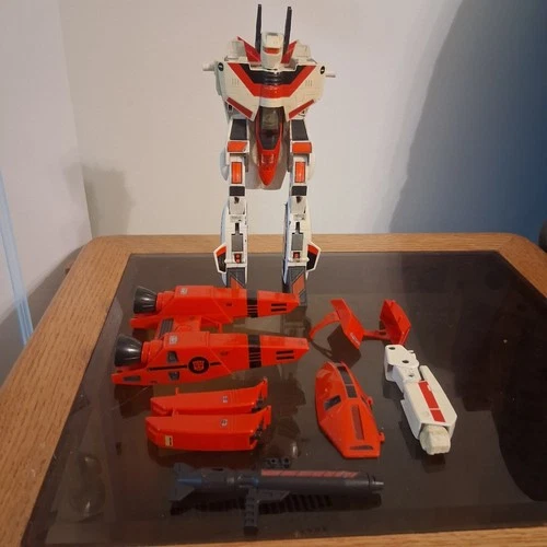 Vintage  Autobot JetFire transformer mostly for  parts