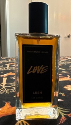 Lush Love Perfume Spray 100 ml (3.4 fl oz) Regular Size MPN LUT12