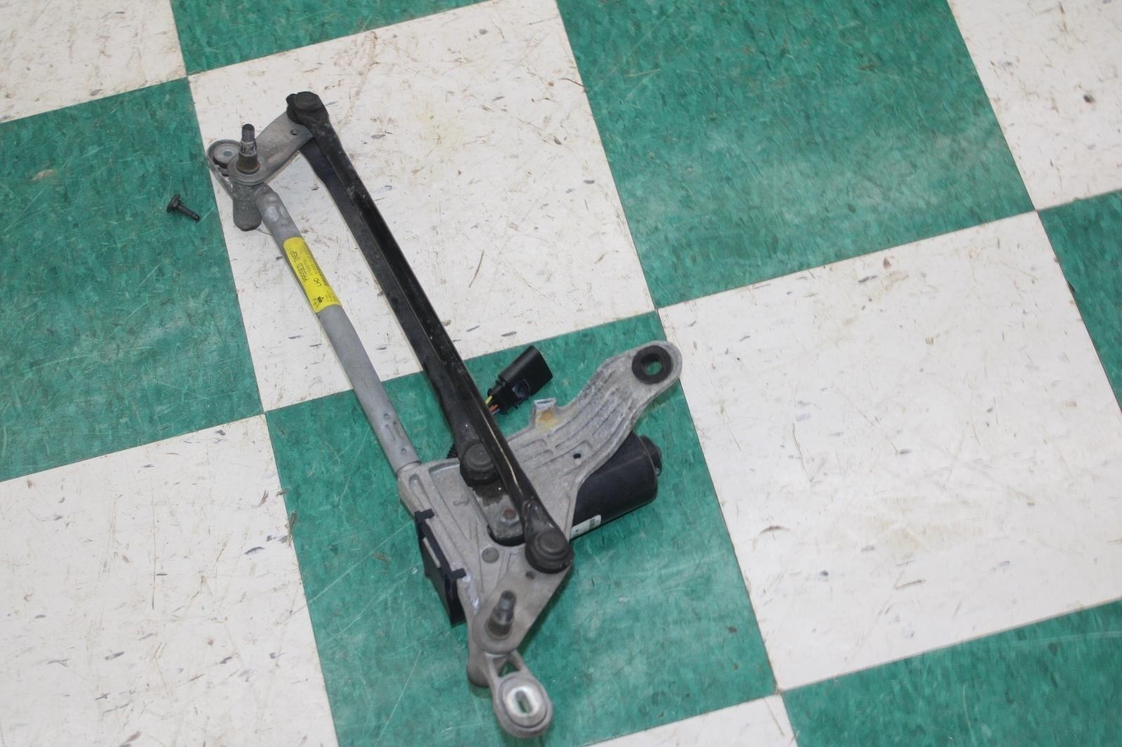 14-15 MASERATI GHIBLI Front End Wiper Motor Arm Linkage Unit Factory OEM OE WTY