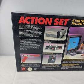 Console NINTENDO NES ACTION SET - Mattel Versione Italiana PAL BOXATO eccellente