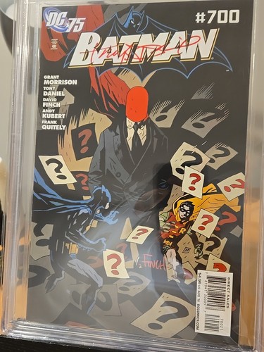 DC COMICS  BATMAN #700 CBCS 9.6 SIGNED TONY DANIEL ANNIVERSARY ISSUE 