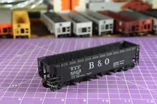 near TrkRdy 40' Baltimore & Ohio 2.2 oz Quad Hopper needs 2x couplers  QAD